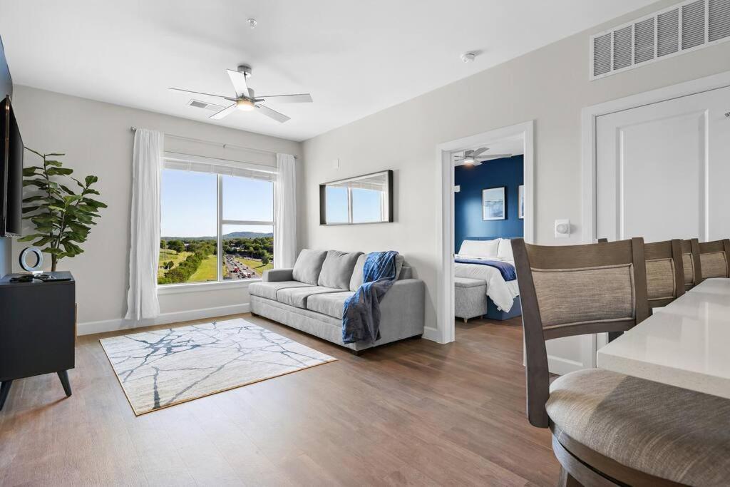 Beverly Hills Suite Penthouse The Gulch Nashville Esterno foto