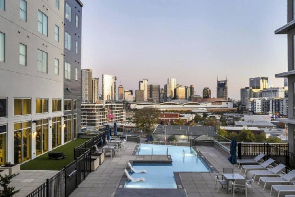 Beverly Hills Suite Penthouse The Gulch Nashville Esterno foto